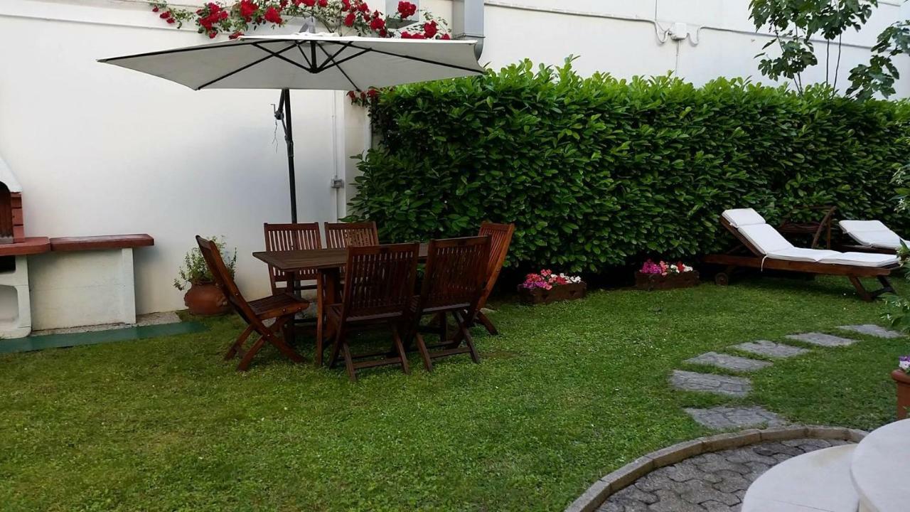 Bed and Breakfast A Casa Di Clo Pesaro Exterior foto
