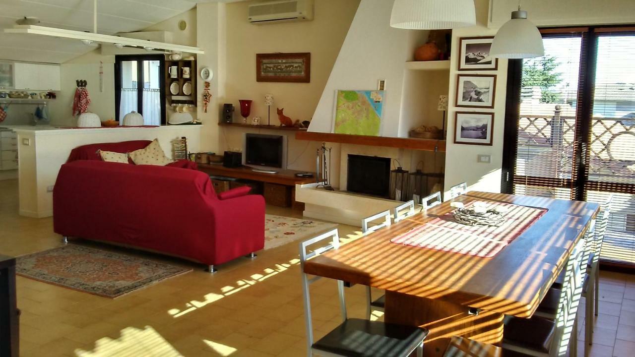Bed and Breakfast A Casa Di Clo Pesaro Exterior foto